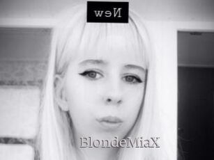 BlondeMiaX