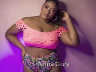 Niina_Grey