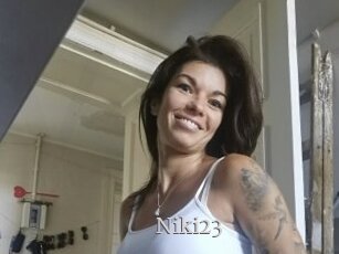 Niki23