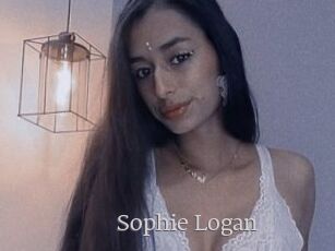 Sophie_Logan