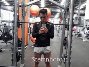 Stefanhot031